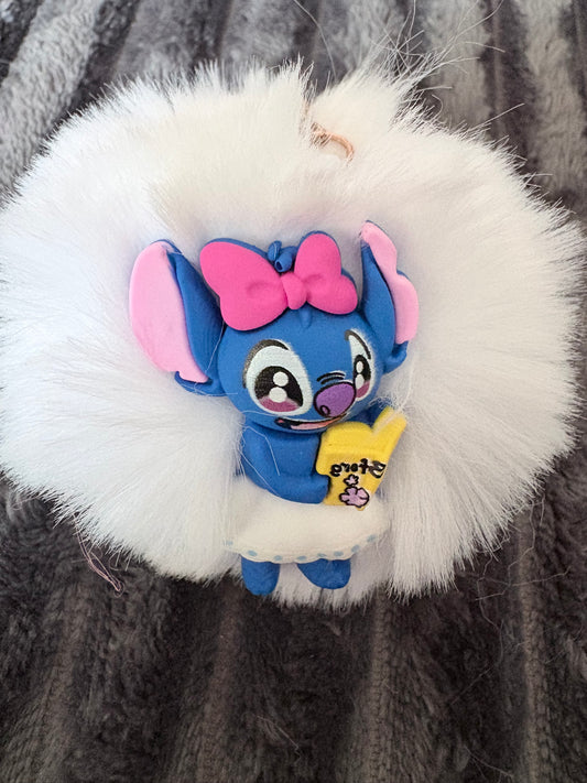 Llaveros stitch pompom