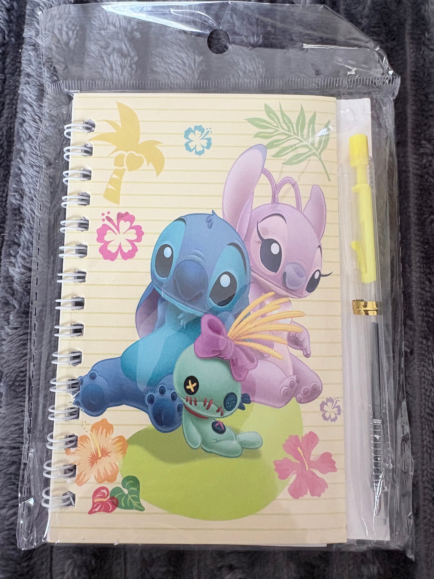 Small notebooks With Pens
